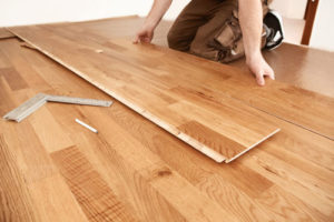 Pose d'un parquet stratifié