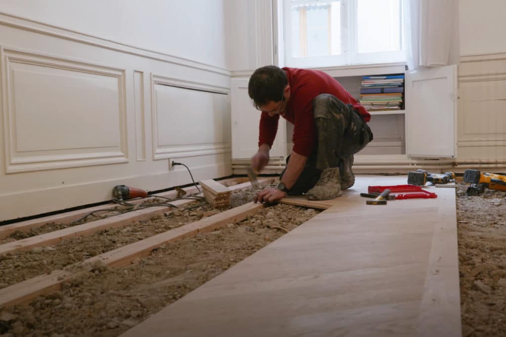 Pose Parquet Massif Clou